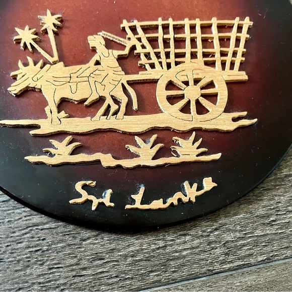 Sri Lanka Decorative Plate with Carved Design - Picture 5 of 7